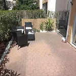 Soleil De Frejus Au Lagonbleu